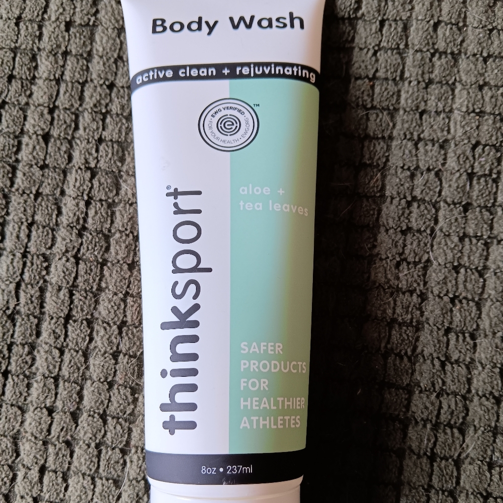 Thinksport aloe and tea leaves body wash - NEW